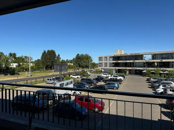 Local Venta O Alquiler  - Centro Comercial En Villanueva