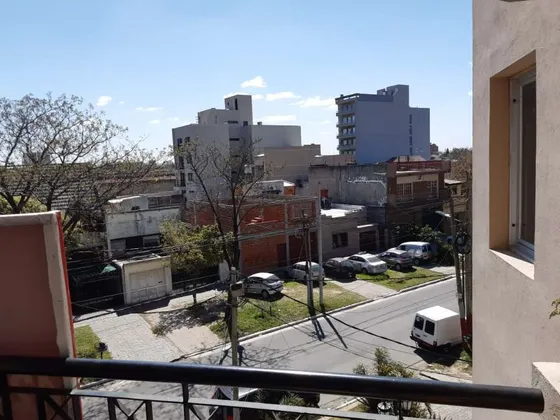 Departamento En Venta En Lanus Oeste