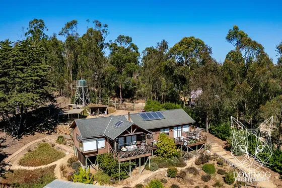 Propiedad Con Casa + Negocio De Cabanas Rentables