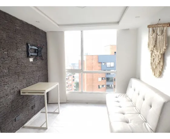 Vendo Apartamento En La Loma De San Julián El Poblado De 59 M², Piso 8