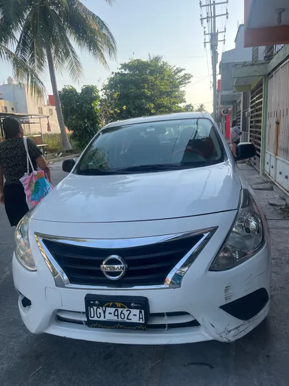 Nissan Versa 1.6 Drive At