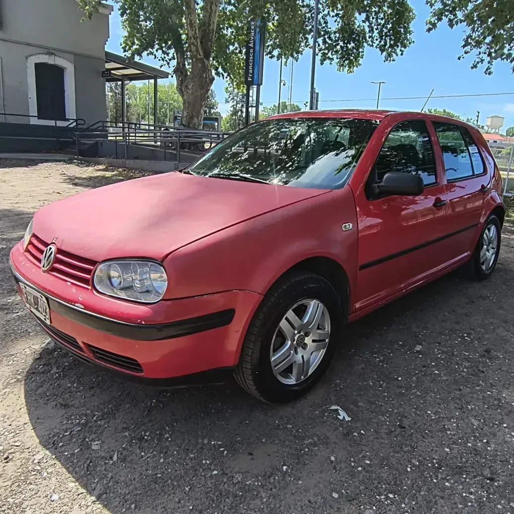 Volkswagen Golf 1.6 Format