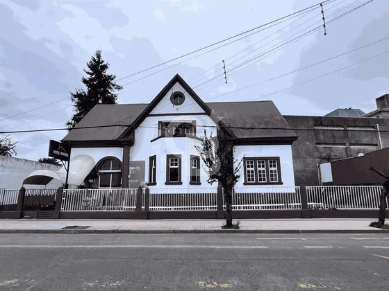 Exclusiva Propiedad Comercial En Arriendo / Osorno