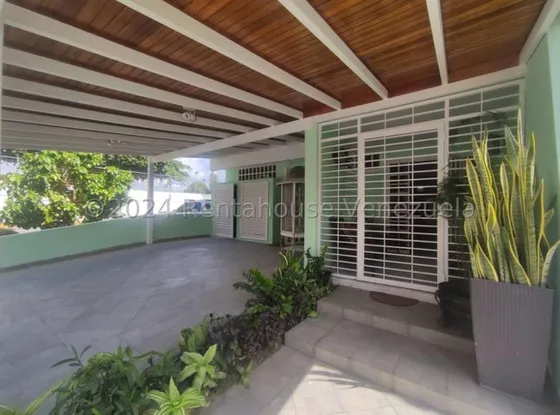 Milagros Inmuebles Casa Venta Barquisimeto Lara Zona Este Del Este Economica Residencial Economico Código Inmobiliaria Rent-a-house  24-19045
