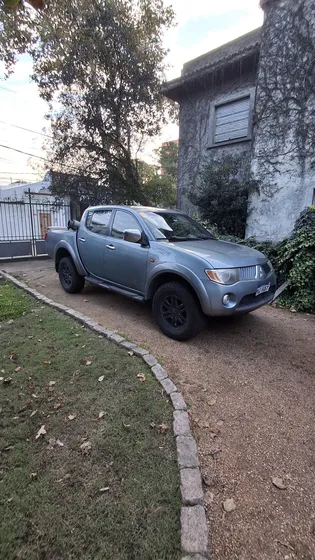 Mitsubishi L200 2.5 Did Cab Doble 4x4