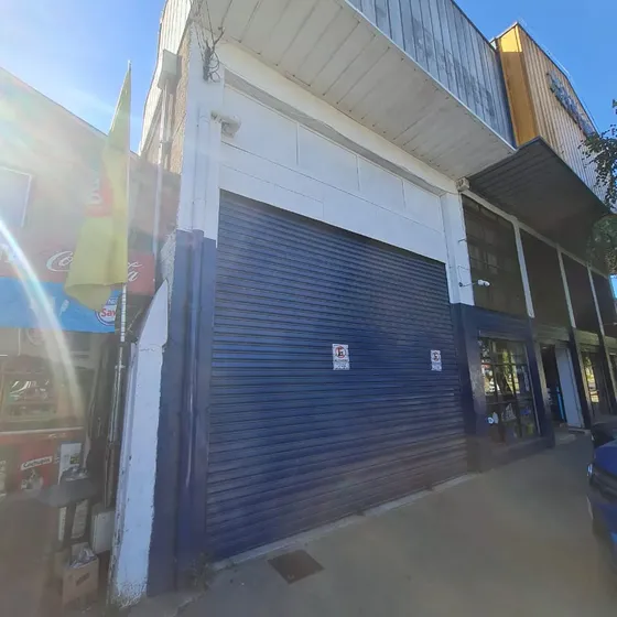 Se Arrienda Local Comercial En Avda. Sor Vicenta