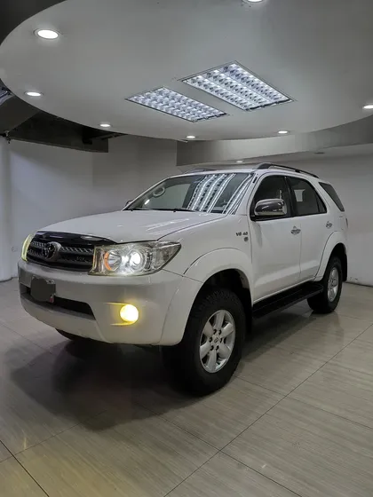 Toyota Fortuner Sr