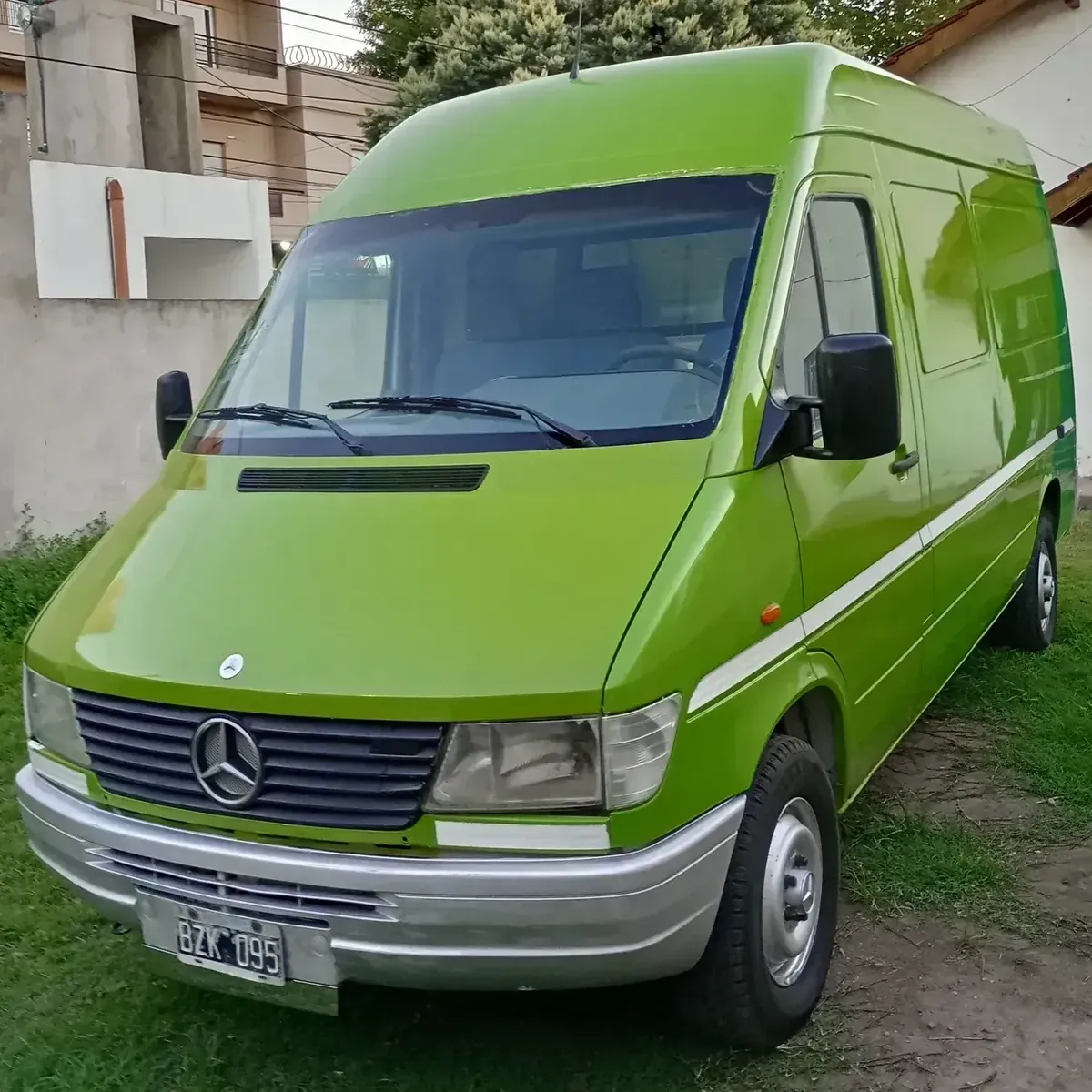 Mercedes-Benz Sprinter 2.5 310 Furgon 3550 V1