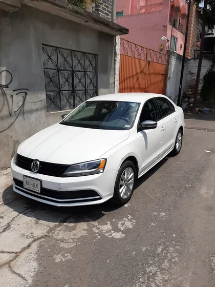 Volkswagen Jetta Style