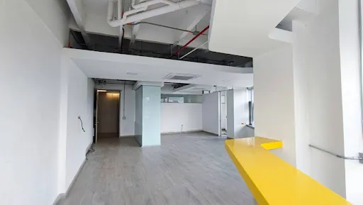 Oficinas En Arriendo Poblado 643-8292179