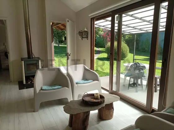 Casa 3d 2b, 1073 M2 Terreno C/piscina, 5 Km Centro De Puc...