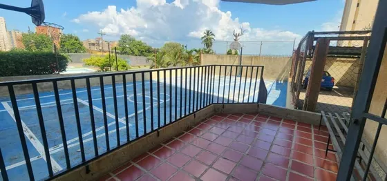 Apartamento En El Edificio Los Granados