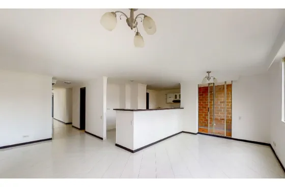 Apartamento Dúplex En Venta Medellín Loma De Los Bernal
