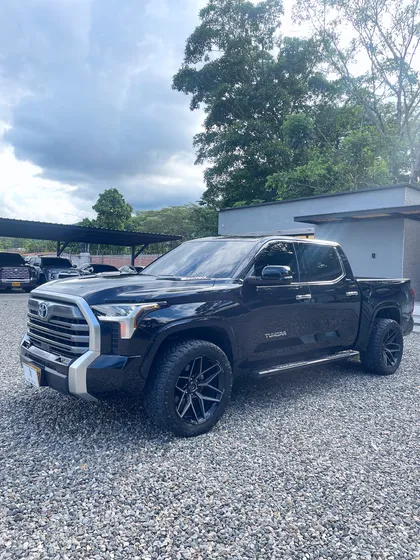 Toyota Tundra Limited
