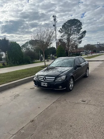 Mercedes-benz Clase C 1.8 C200 Avantgarde Cgi B.efficiency