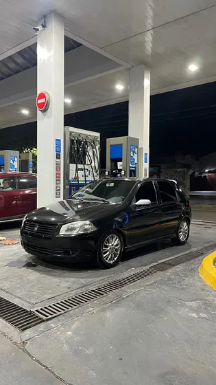 Fiat Palio 1.8 R 5 P