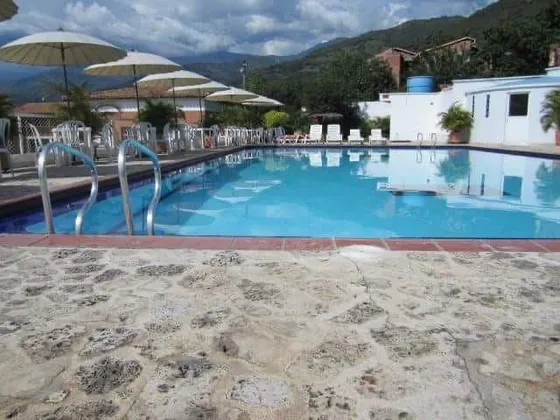 Casa - Finca - Hotel En Sopetran Muy Cerca Del Parque Principa