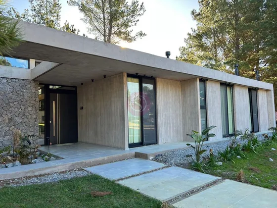 Casa  En Alq. Temporario En Ecuestre, Costa Esmeralda, Costa Atlántica