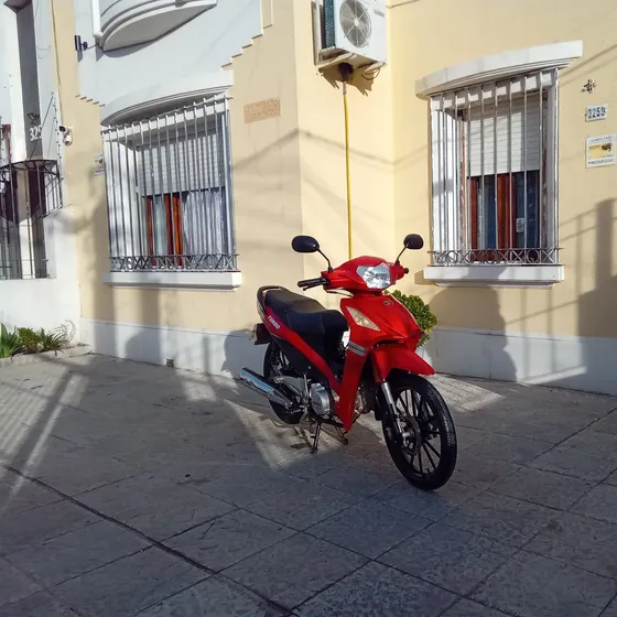 Vendo Yumbo Top 125 Impecable Estado