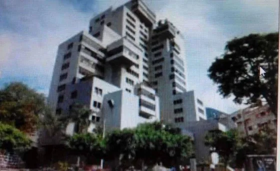 Oficina En El Multicentro Empresarial Del Este, (chacao) Con Vista A La Av. Libertador,piso Bajo, Sala De Reuniones, Recepción Grande,cantv E Internet, Excelente Mantenimiento