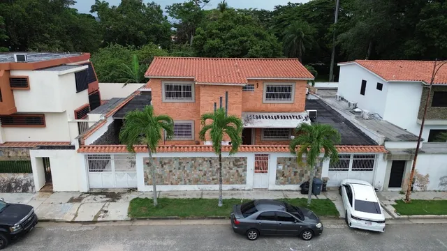 Casa En Venta Calle Cerrada En Trigal Norte Cod 26036giu
