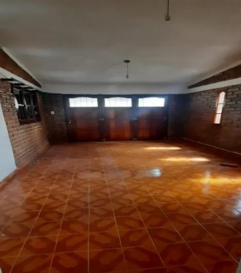 Casa En Venta - 2 Dormitorios 2 Baños - Río Cuarto