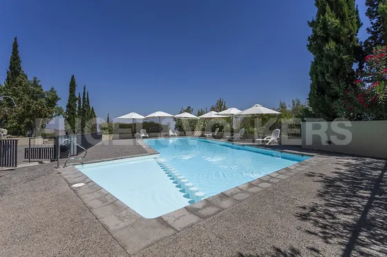 Venta Dúplex Con Jardín En San Carlos De Apoquindo