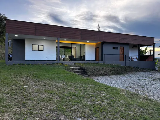 Venta De Casa Campestre Antioquia, Carmen De Viboral