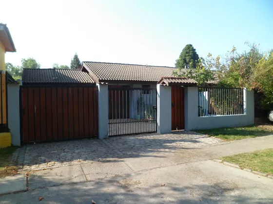 Excelente Casa, Cercana A Metro Las Parcelas, Maipu