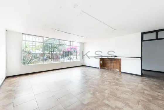 Casa En Venta En Santa Ana Occidental-usaquén. Cod V2186