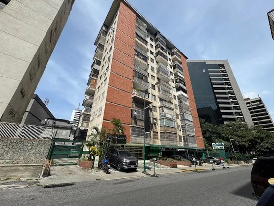 Remodelado Y Equipado Apartamento En Alquiler En Los Palos Grandes Mls 25-23959 Ab 