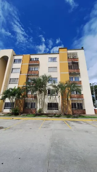 Bello Apartamento Amoblado San Diego Res. Valles Del Nogal