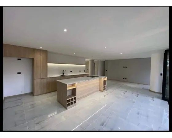 Apartamento En Venta en Medellín Laureles