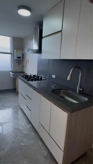 Se Alquila Apartamento Calazans Medellín.