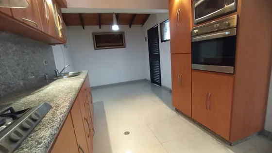 Townhouse En Urbanización Tazajal, Residencias Monte Alegre Ii, Naguanagua. Lm.p