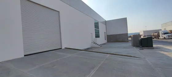 Bodega En Renta 2000m2 , 164m2 De Oficinas, En Parque Industrial Grand Bajío, Carretera Querétaro-celaya