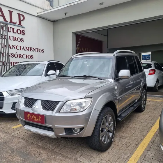 Mitsubishi Pajero Tr4 2.0 4x4 16v 140cv Flex 4p Automático