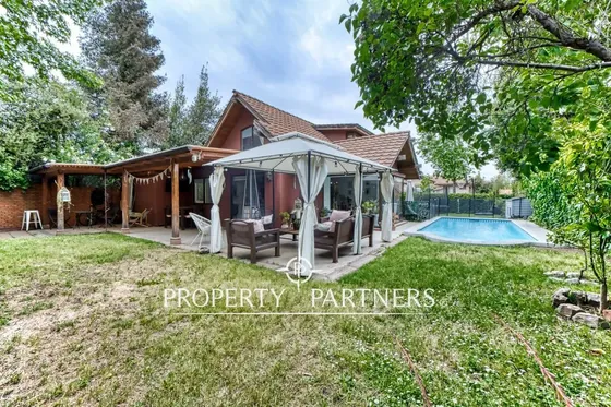 Venta De Hermosa Casa En Condominio Casagrande, Pe...