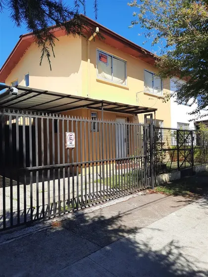 Casa En Venta De 3 Dorm. En Temuco