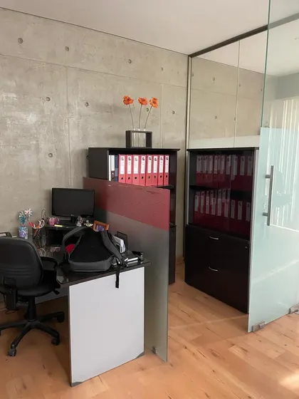 Oficina Ideal Para Consulta U Oficina Profesional