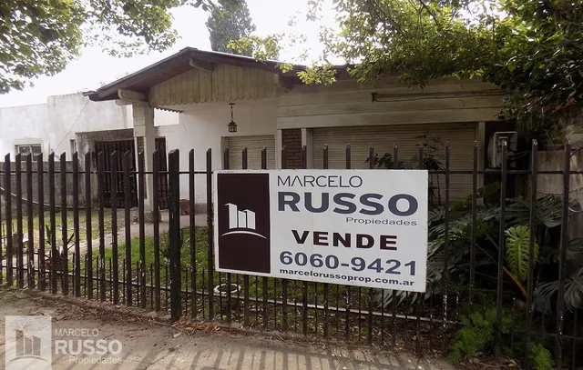2 Casas De 3 & 2 Ambientes En Block