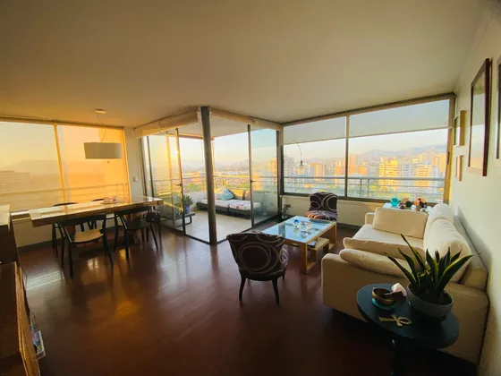Departamento De Alto Diseño En Un Gran Barrio Residencial