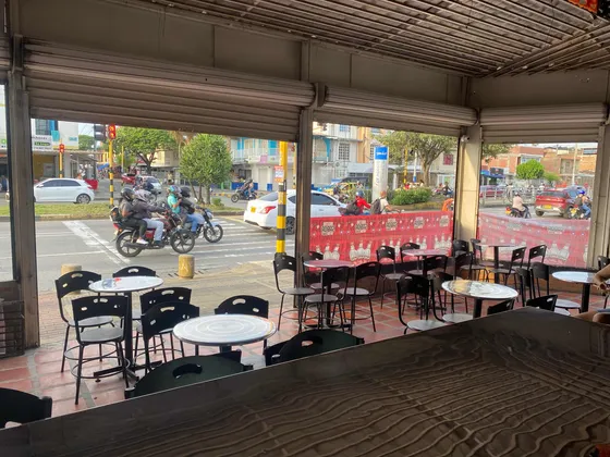 Bar Discoteca En Venta Excelente Ubicación Acreditado