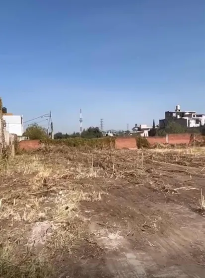 Terreno De 1934.35 Metros 2 Servicios Y Pagos Al Corriente