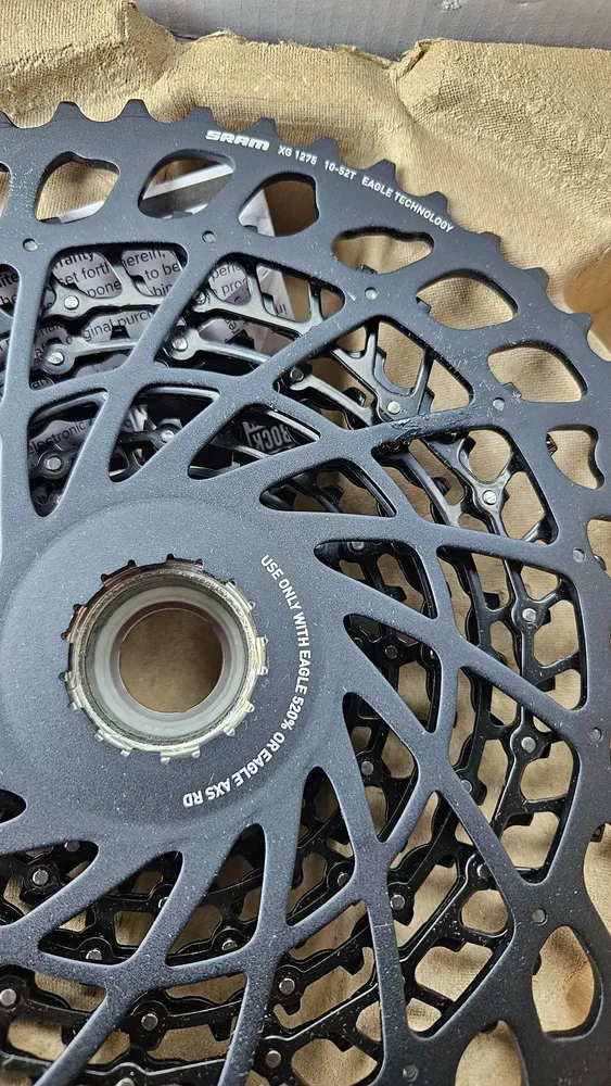 Cassete SRAM XG-1275 Eagle 12v Preto Lunar (10-52) | Parcelamento