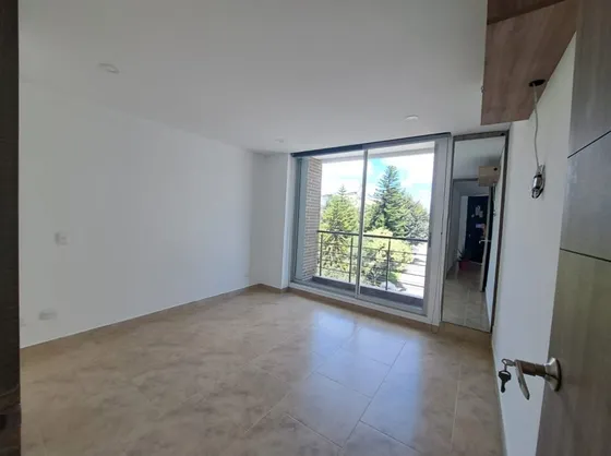 Apartamento En Venta  86 M², 3 Habitaciones, Excelente Ubicación  Se Vende Amplio Y Cómodo Apartamento De 86 M², Con 3 Habitaciones, 2 Baños, 2 Balcones. Santa Maria Del Lago