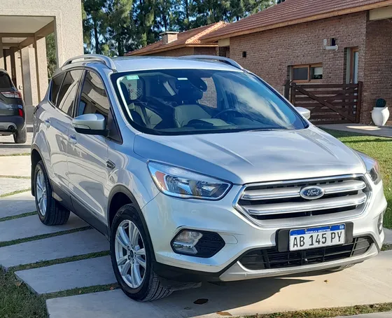 Ford Kuga 2.0 Sel