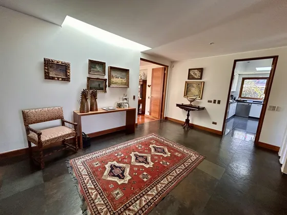 Venta Sin Comisión. Casa Mediterránea, Luminosa Y Amplia.