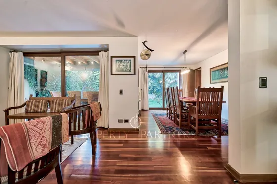 Casa Estilo Mediterráneo , Excelente Conectividad....