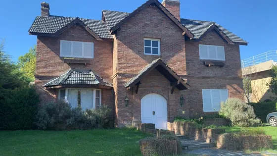 Casa En Los Cardales Country Club